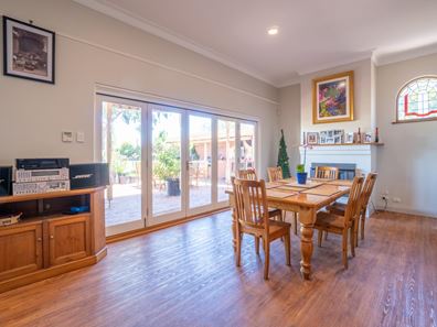 41 Birdwood Circus West, Bicton WA 6157