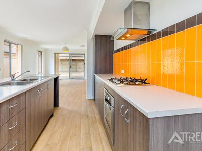 90 Mason Road, Piara Waters WA 6112