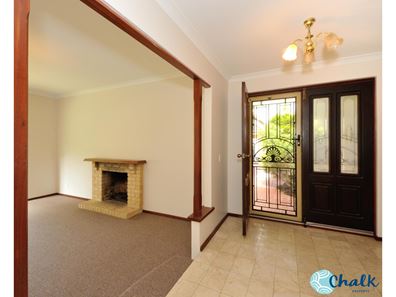 5 Madeira Place, Safety Bay WA 6169