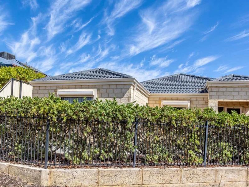 2 Northcliffe Avenue, Clarkson WA 6030