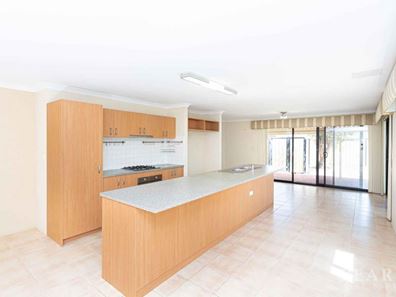2 Northcliffe Avenue, Clarkson WA 6030
