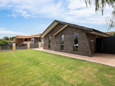 34 Simpson Drive, Padbury WA 6025