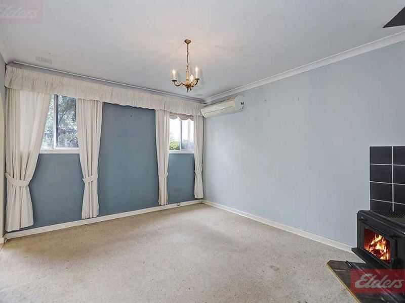 27 Gray Street, Narrogin