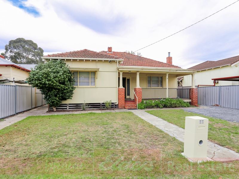 11 Gladstone Crescent, Collie