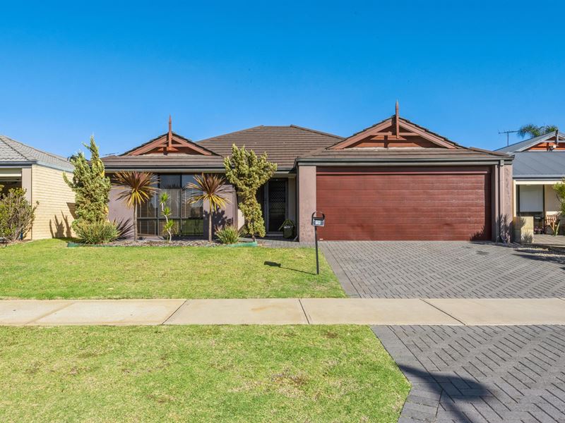 16 Torquay Way, Secret Harbour