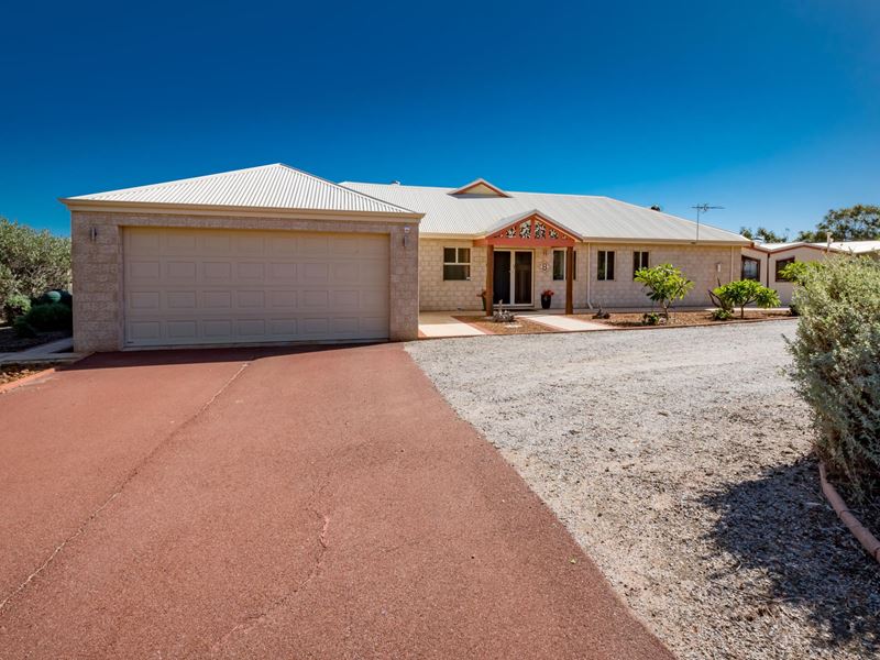 8 Carnalea Road, Moresby