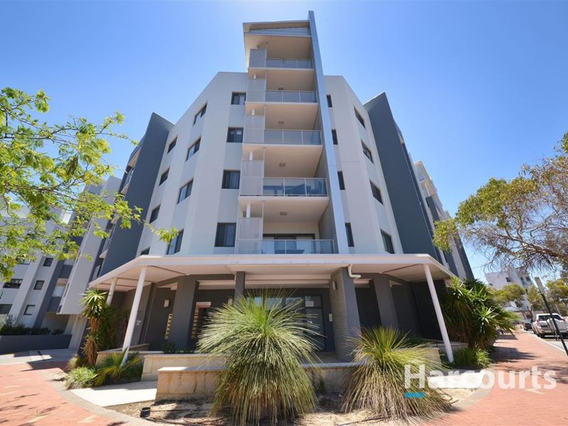 82/6 Walsh Loop, Joondalup
