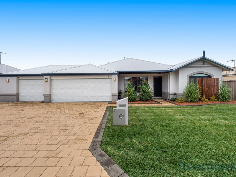 17 Wuraling Pass, Wannanup WA 6210
