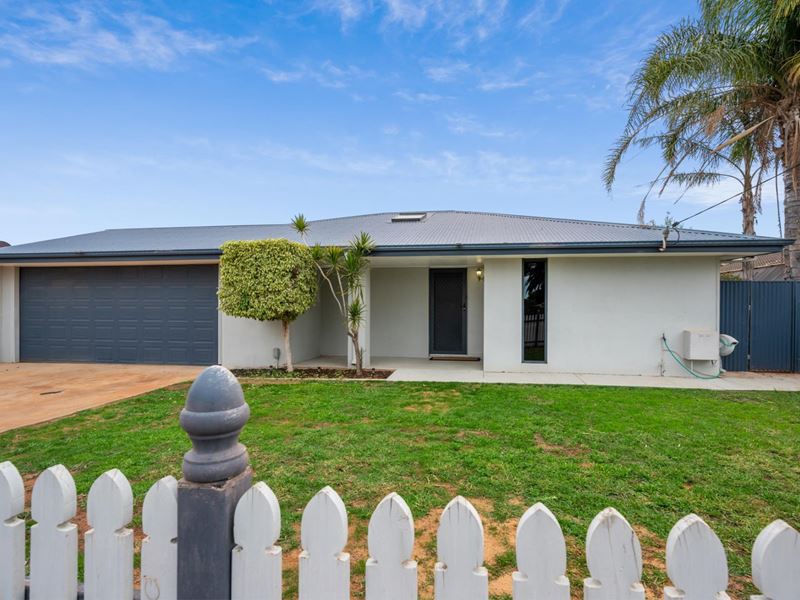 210 Bourke Street, West Lamington