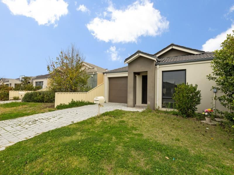16 Melita Rise, Pearsall