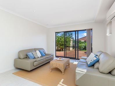11 The Arcade, Doubleview WA 6018