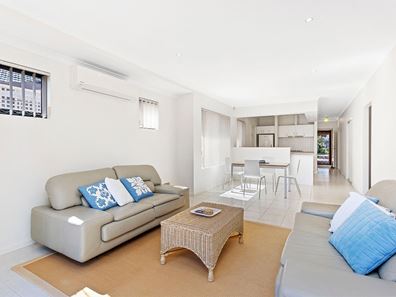 11 The Arcade, Doubleview WA 6018
