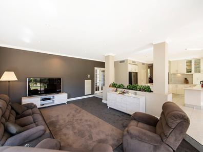 20 Muscat Terrace, The Vines WA 6069