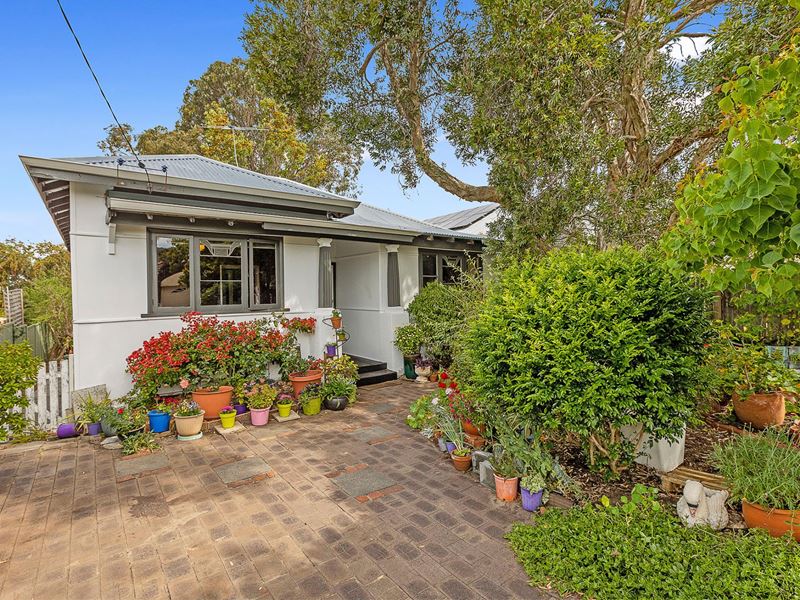 25 coombe Street, Bayswater