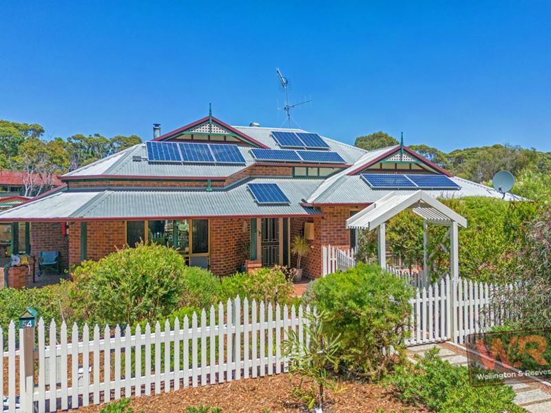 54 Gordon Street, Little Grove