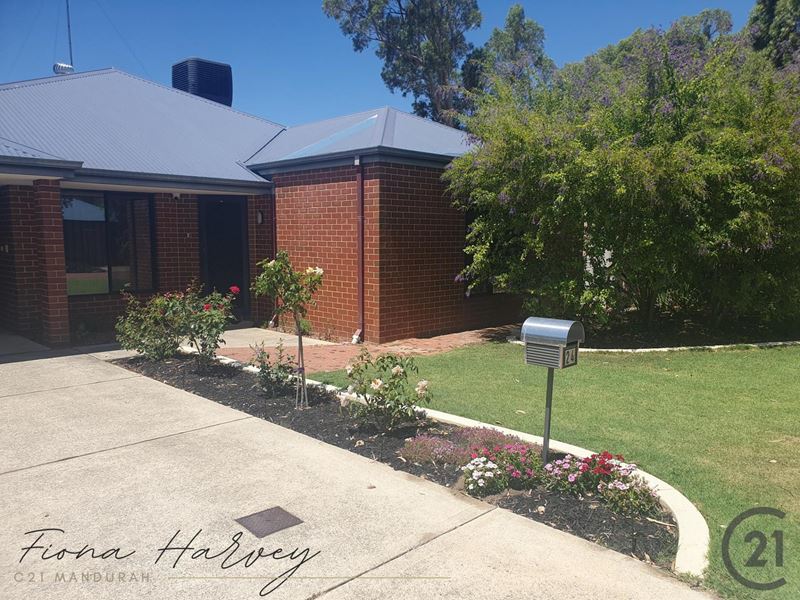 24 Cane Road, Greenfields