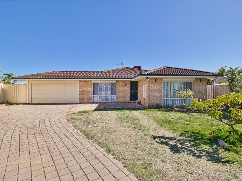 16 St Tropez Court, Port Kennedy