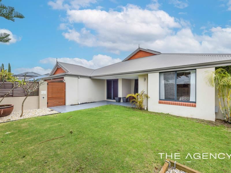 76 Three Bears Loop, Secret Harbour