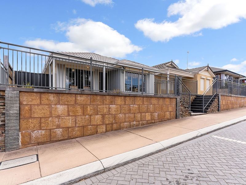 45 Redstone Trail, Ellenbrook