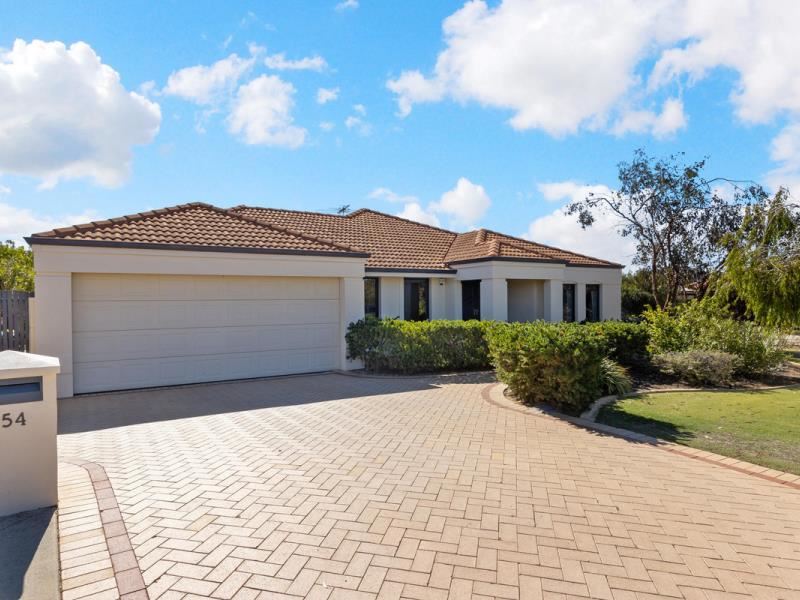 154 Caledonia Avenue, Currambine