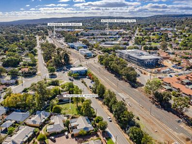 7 Wungong Road, Armadale WA 6112