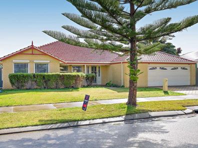 83 Harrington Waters Drive, Waikiki WA 6169