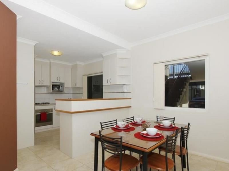 9/18 Kingsbury Road, Joondalup