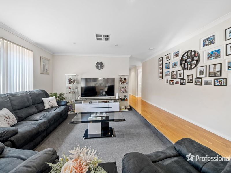 32 Halpin Circle, Ellenbrook