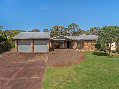 40 Hanson Way, Dudley Park WA 6210