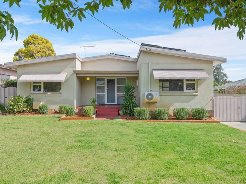 50 Central Avenue, Ascot