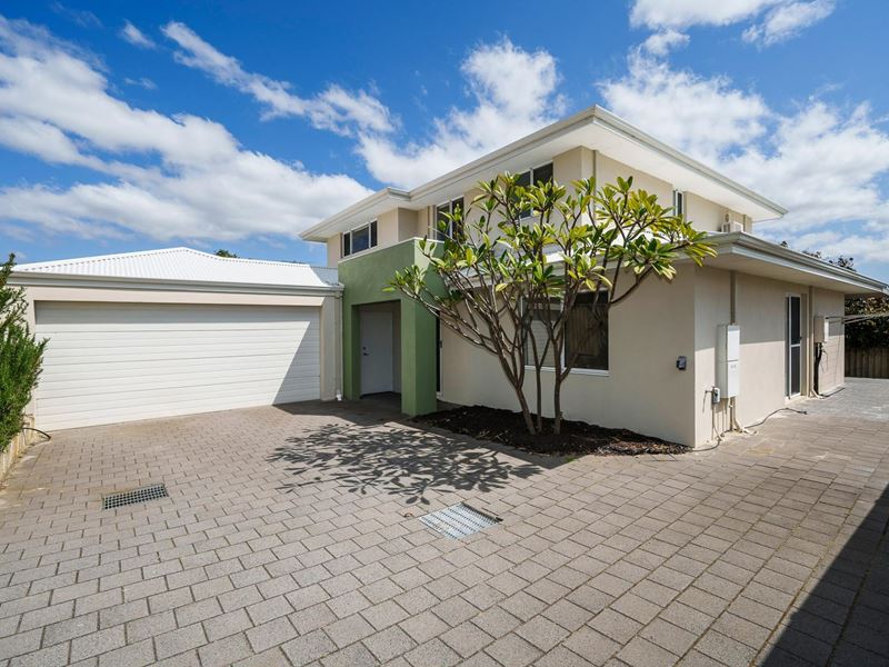 51A Smiths Avenue, Redcliffe
