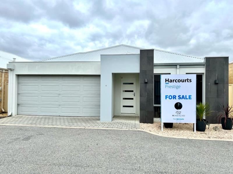 9/11 Carnation Street, Canning Vale