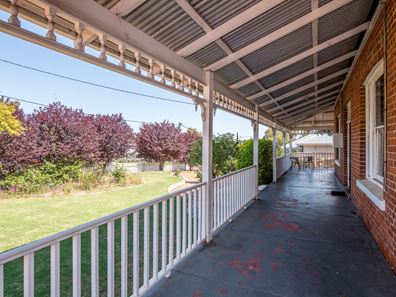 9 Atkinson Street, Northam WA 6401