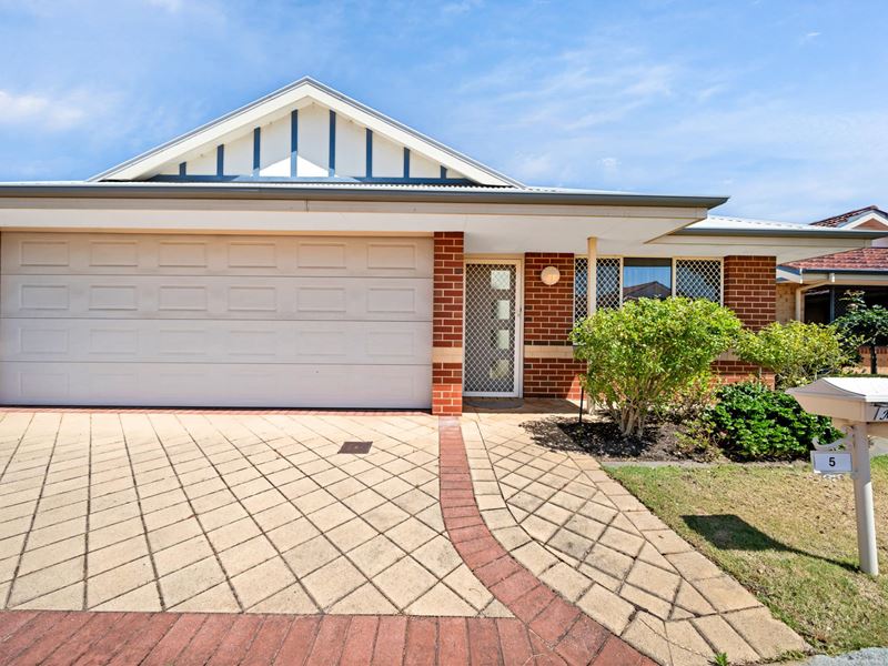 5 Baron Loop, Madeley WA 6065