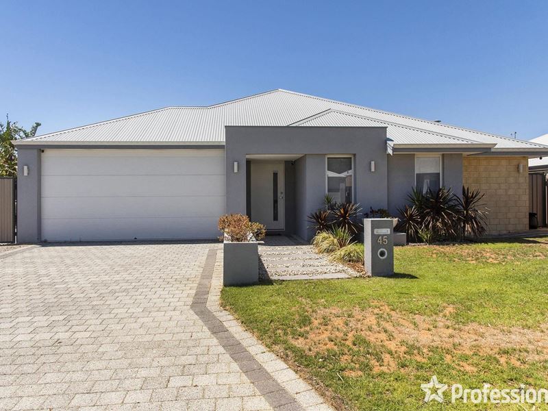 45 Windrow Grove, Whitby