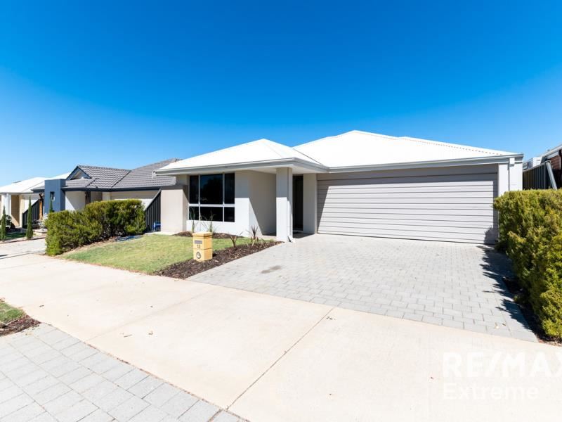 12 Snugglepot Street, Banksia Grove