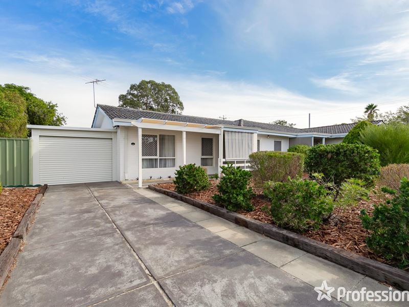 16 Lindy Way, Camillo WA 6111