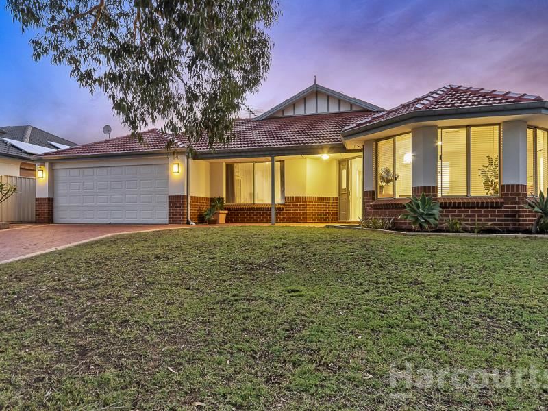 26 Roxburgh Circle, Kinross WA 6028