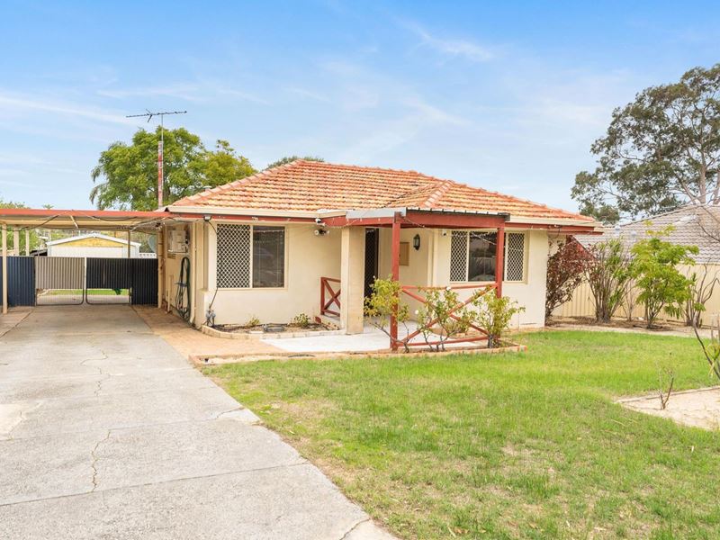 24 Derrington Crescent, Balga