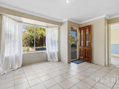 18 Hartland Way, Warnbro WA 6169