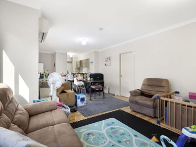 13/41 Camberwell Street, Beckenham WA 6107