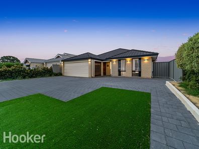 19 Retchford Way, Queens Park WA 6107