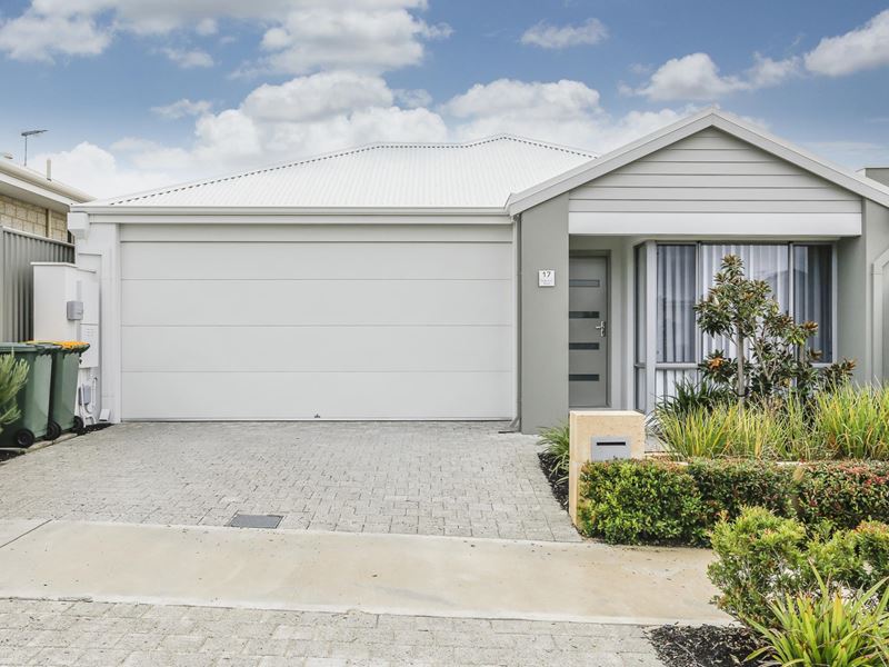 17 Kaburua Road, Clarkson