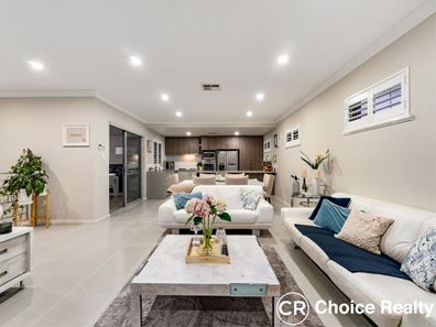 1/16A Moorland Street, Scarborough WA 6019