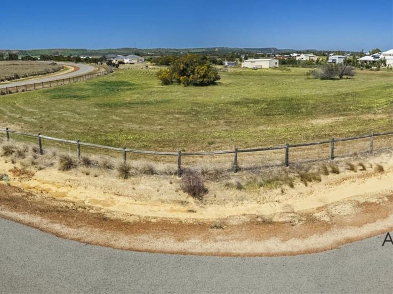 7 Cargeeg Bend, White Peak