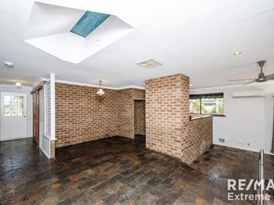 7 Hillside Grove,, Ballajura WA 6066