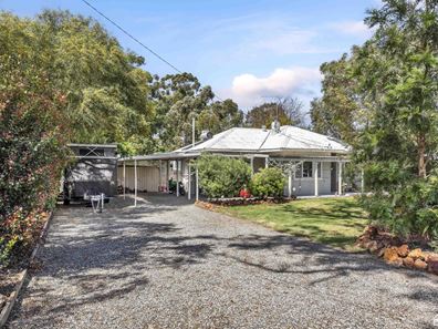 15 Maxwell Street, Serpentine WA 6125