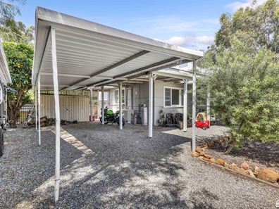 15 Maxwell Street, Serpentine WA 6125