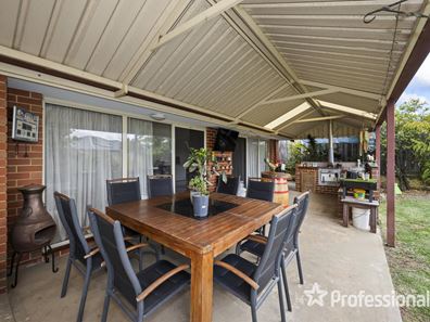 34 Oakhill Heights, Ellenbrook WA 6069