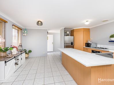 11/7 Yarra Court, Carramar WA 6031